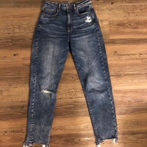American Eagle Highest Rise Mom Jean